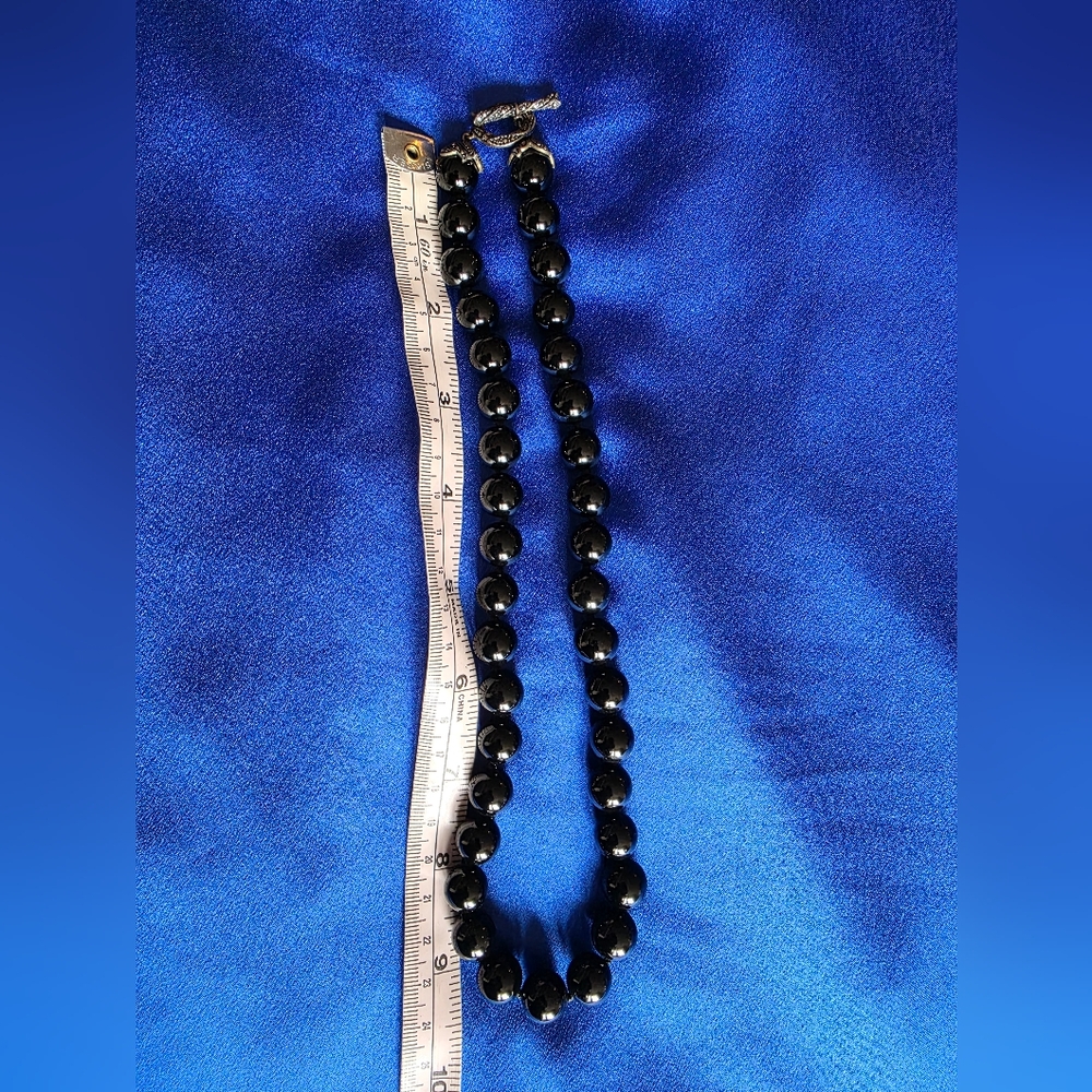 Onyx Necklace - Picture 3 of 4